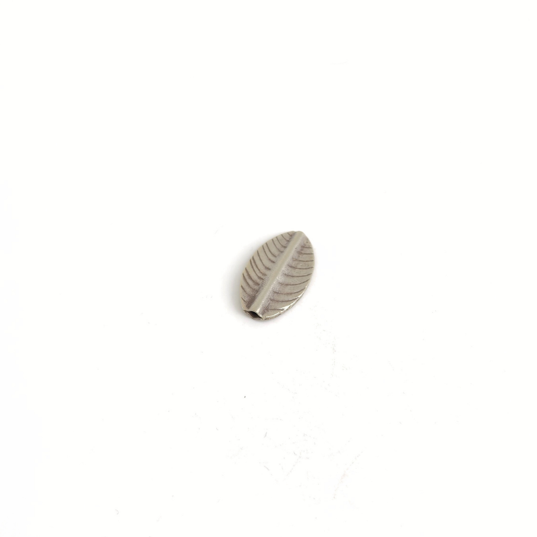 Flat Leaf 24mm