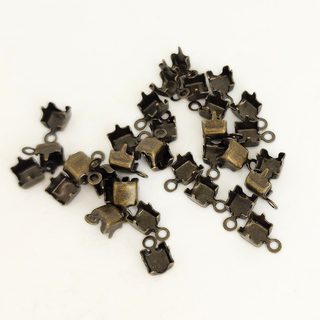 Rhinestone End Connector 4mm