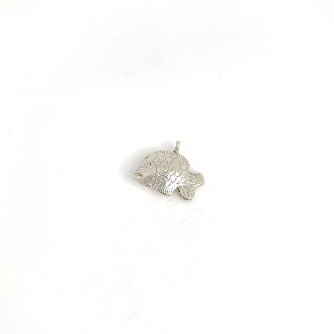 Goldfish Pendant 22mm