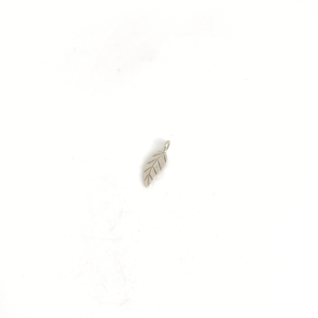 Curved Leaf 20mm