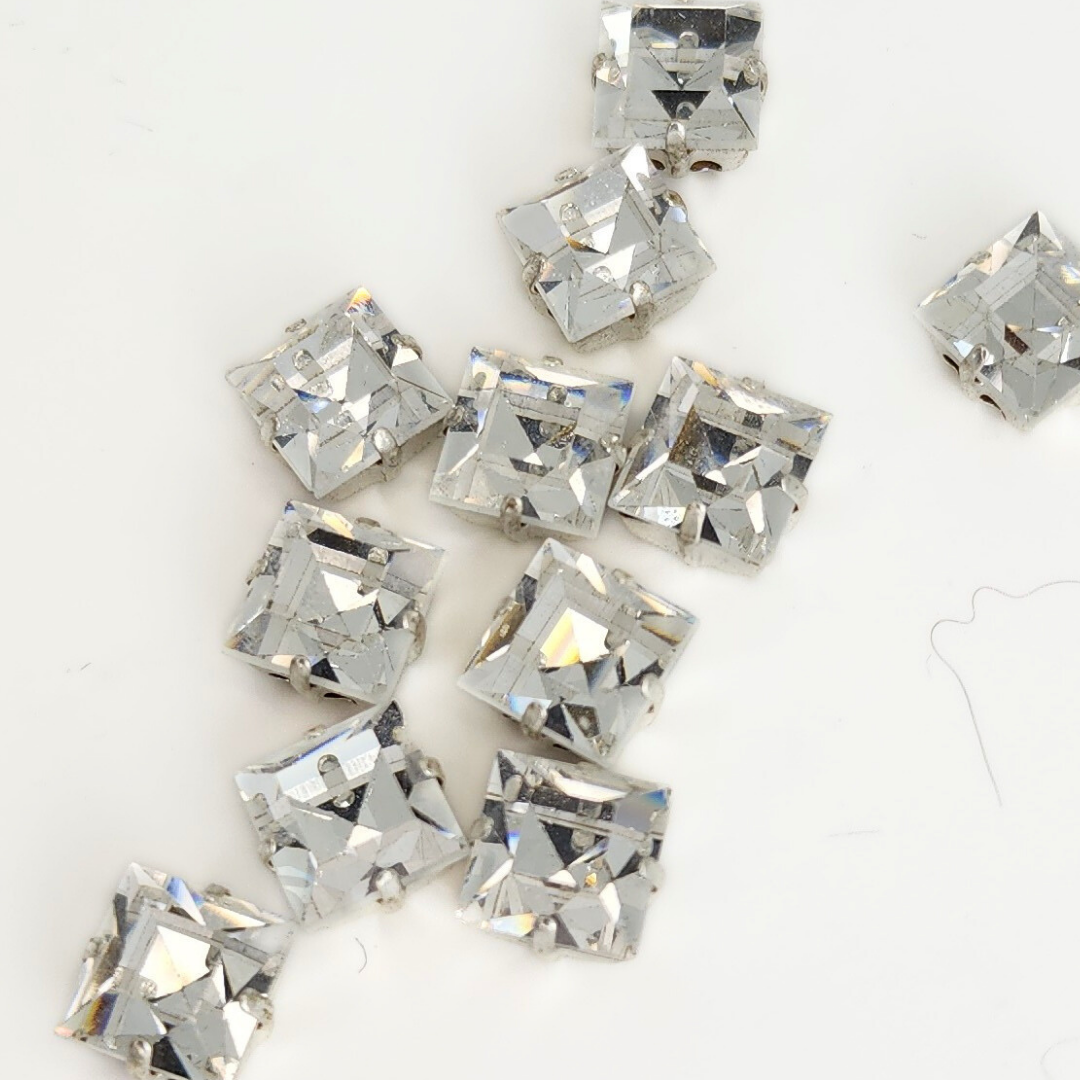 Crystal/Silver Sew On 8mm