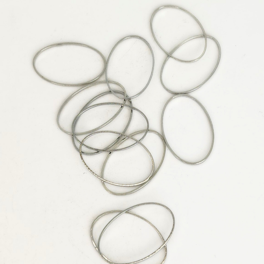 Silver Oval Frame 20x13mm