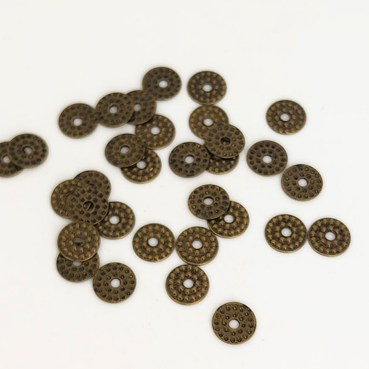 Antique Brass Dot'd Flat Cap 6.5mm