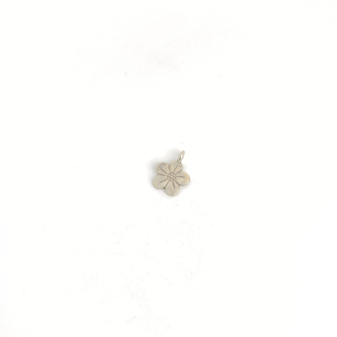 Flower Dangle 17mm