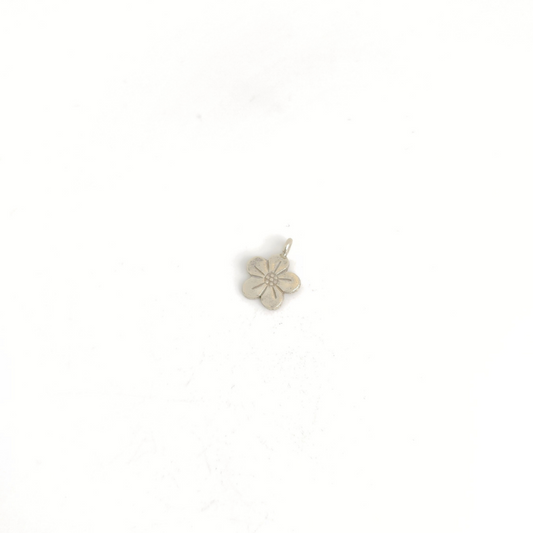 Flower Dangle 17mm