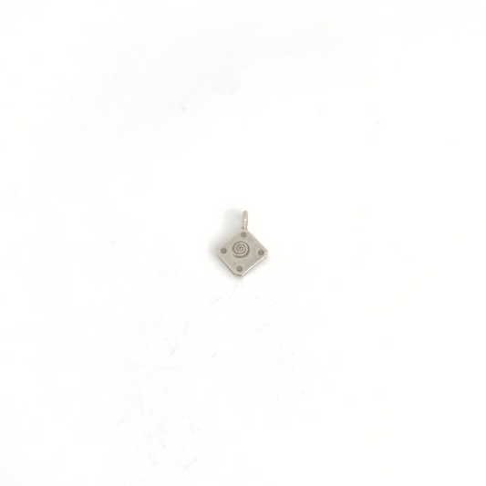 Square w/Swirl Dangle 16mm