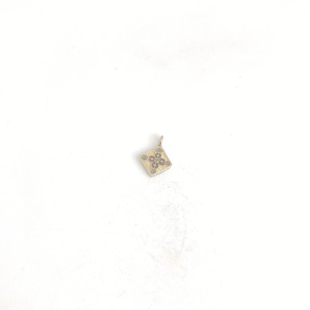 Square w/Flower Dangle 17mm