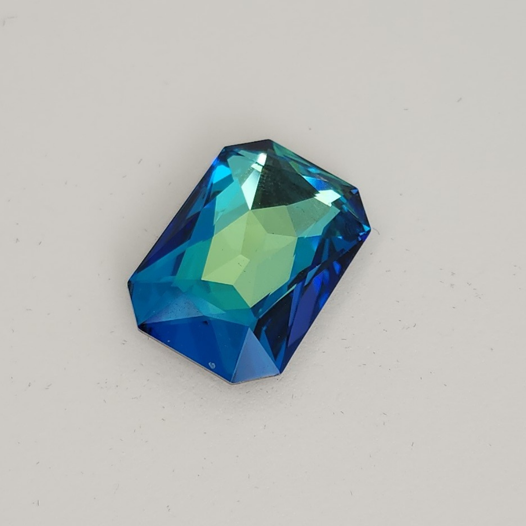 Fancy Octagon 27x18.5mm