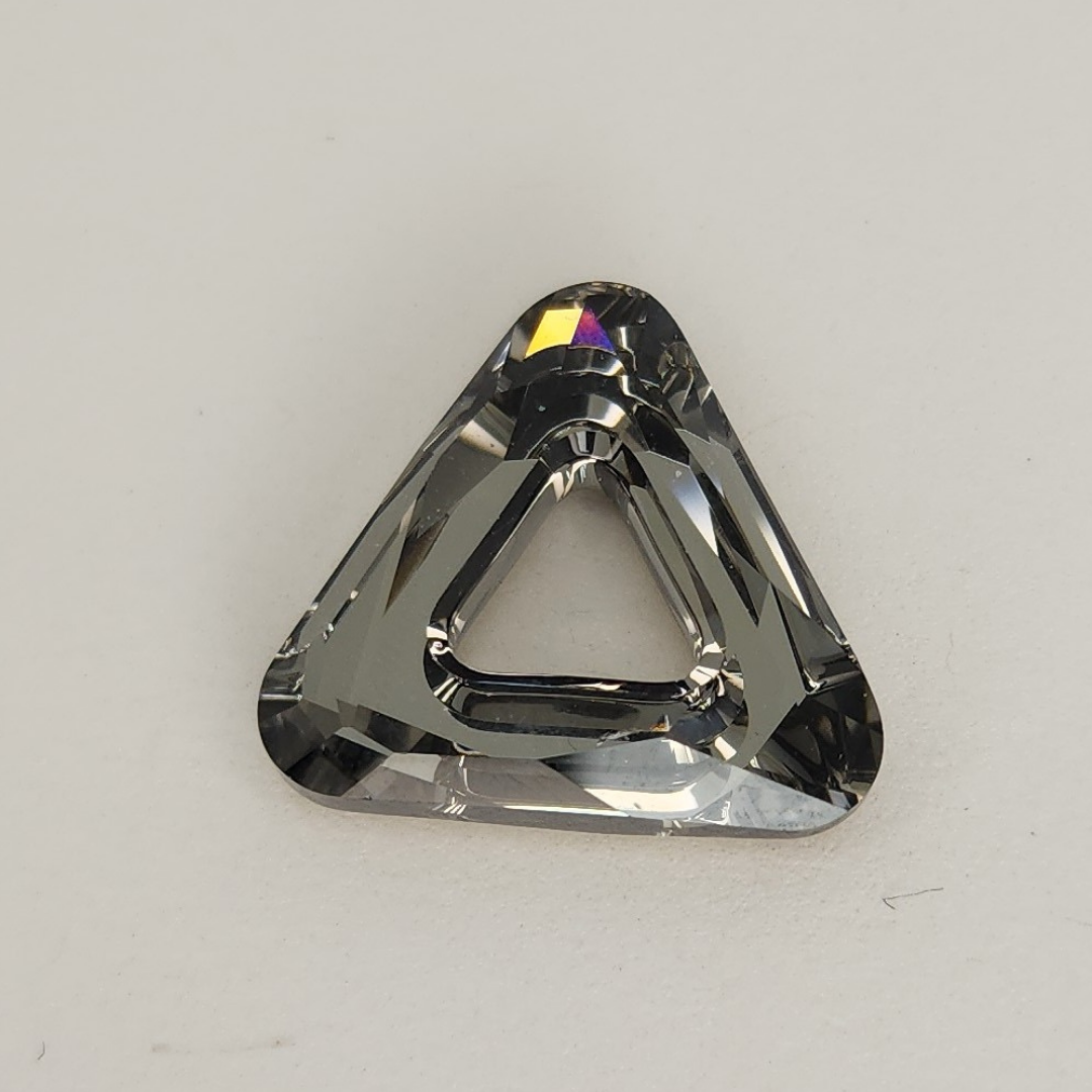 Cosmic Triangle 20mm
