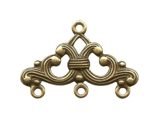 Filigree Triangle 17x25mm