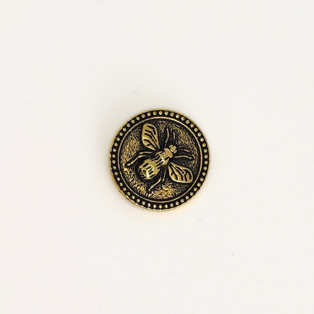 Bee Button 15mm