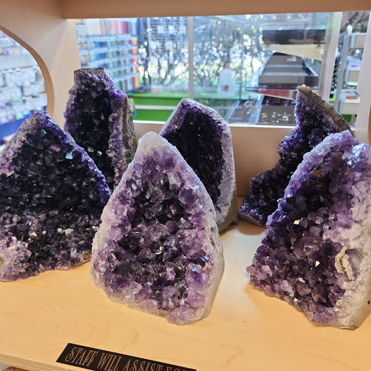 Amethyst Cut Base 1500-2000gr