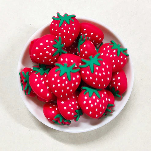 Strawberry Focal 25x27x15mm