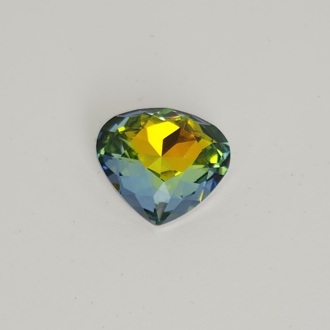 Fancy Pear 20x18mm