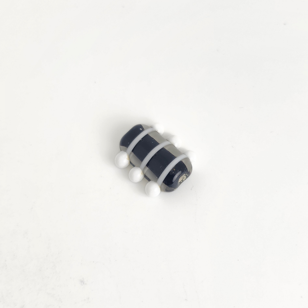 Beetle 22x12mm