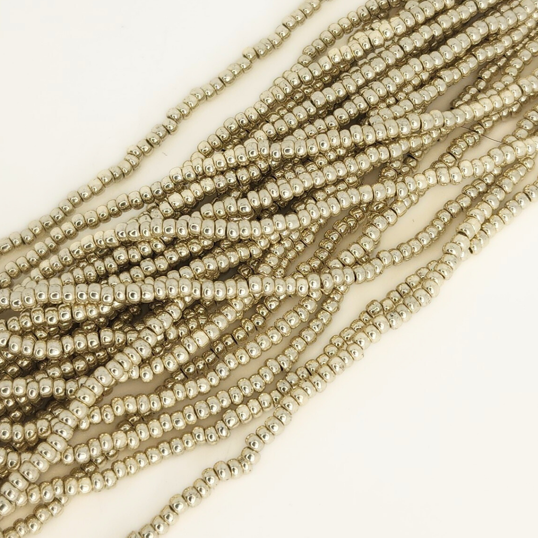 11/0 Round Strands