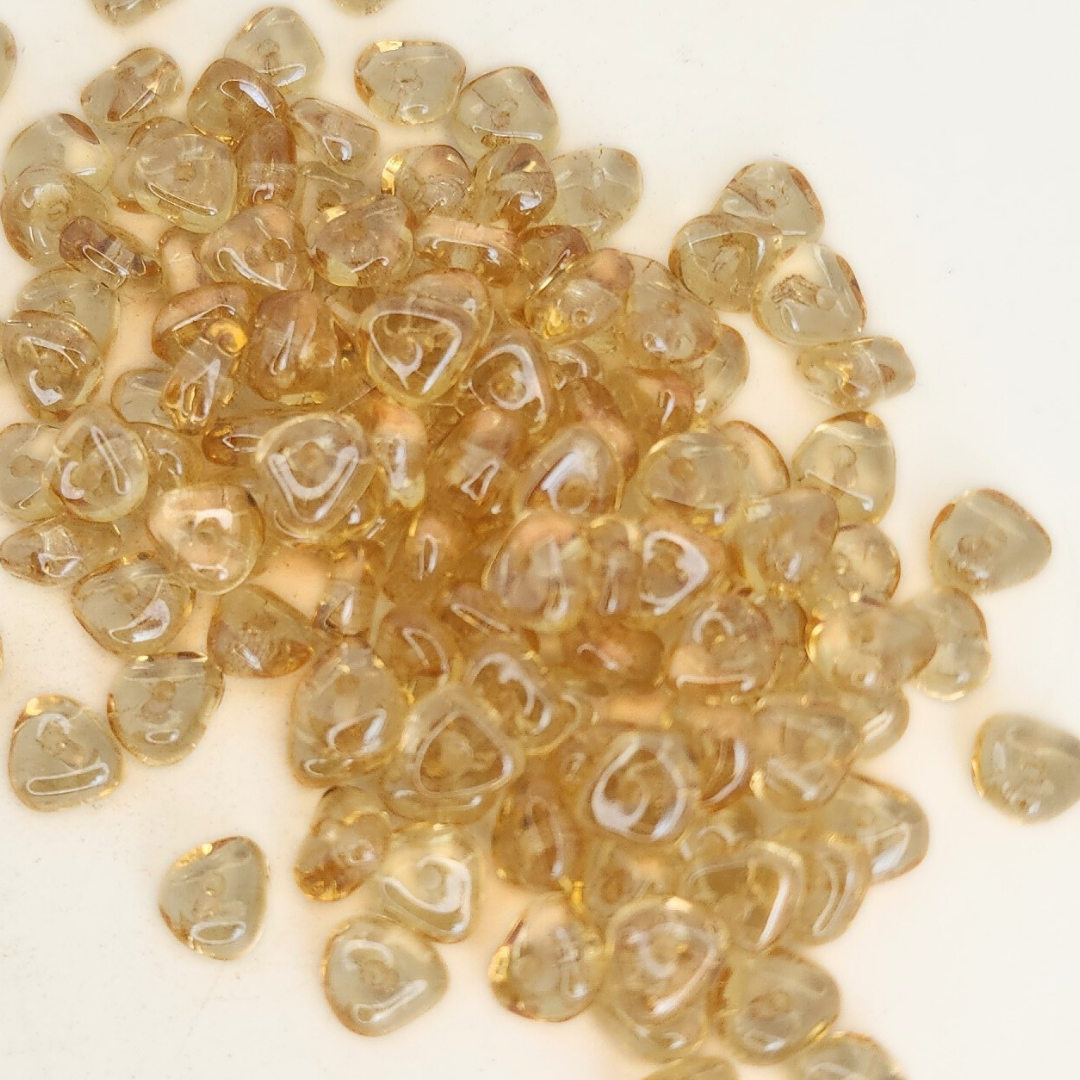 Glass Chips 3x6mm
