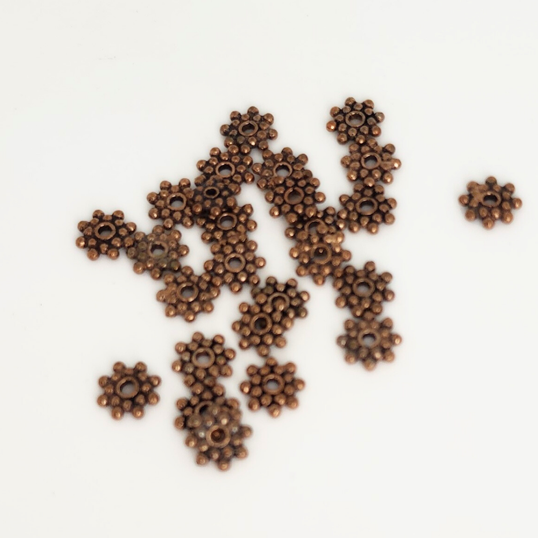Snowflake Daisy Spacer 8mm