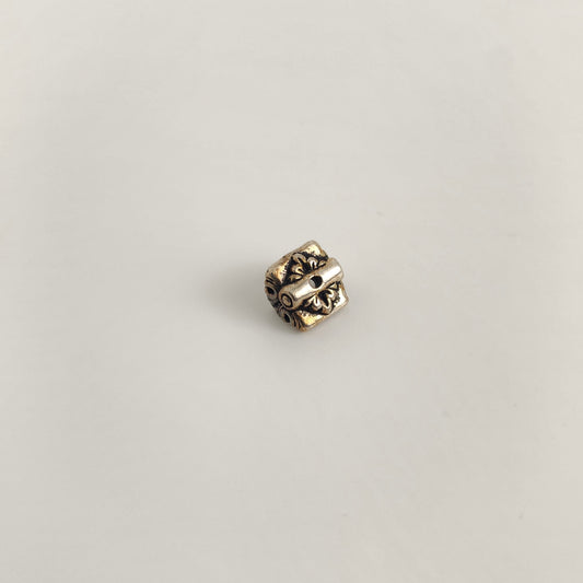 Luna Cap