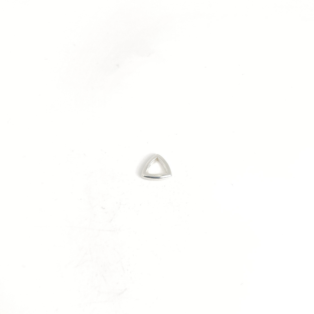 Triangle Link