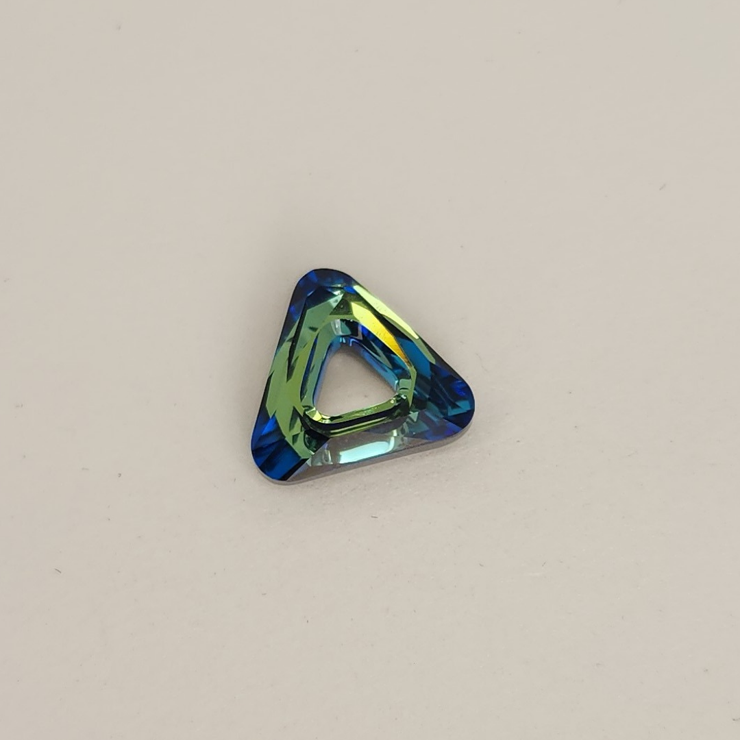 Cosmic Triangle 14mm