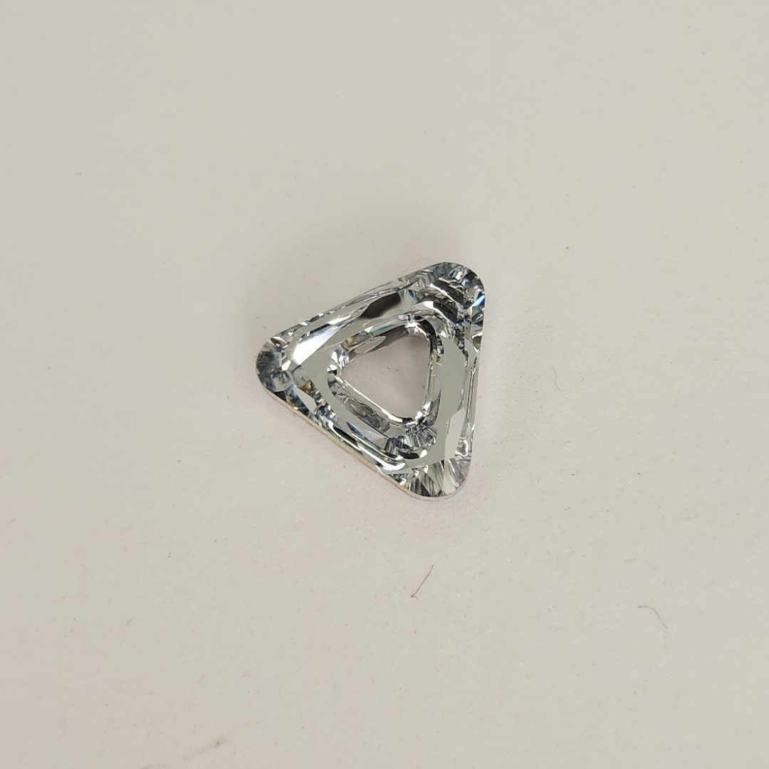 Cosmic Triangle 14mm