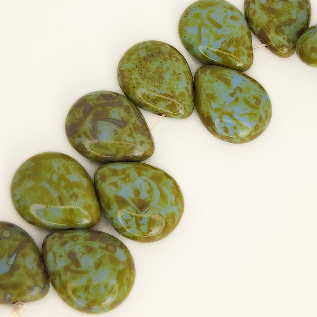 Pear Drop 12x16mm