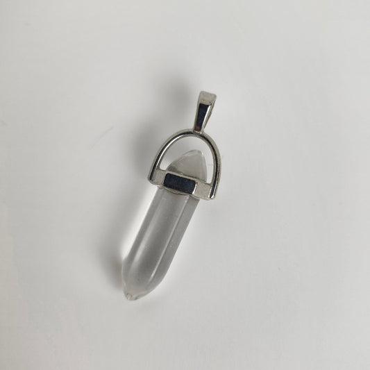 Quartz Hexagon Pendant 8x32mm