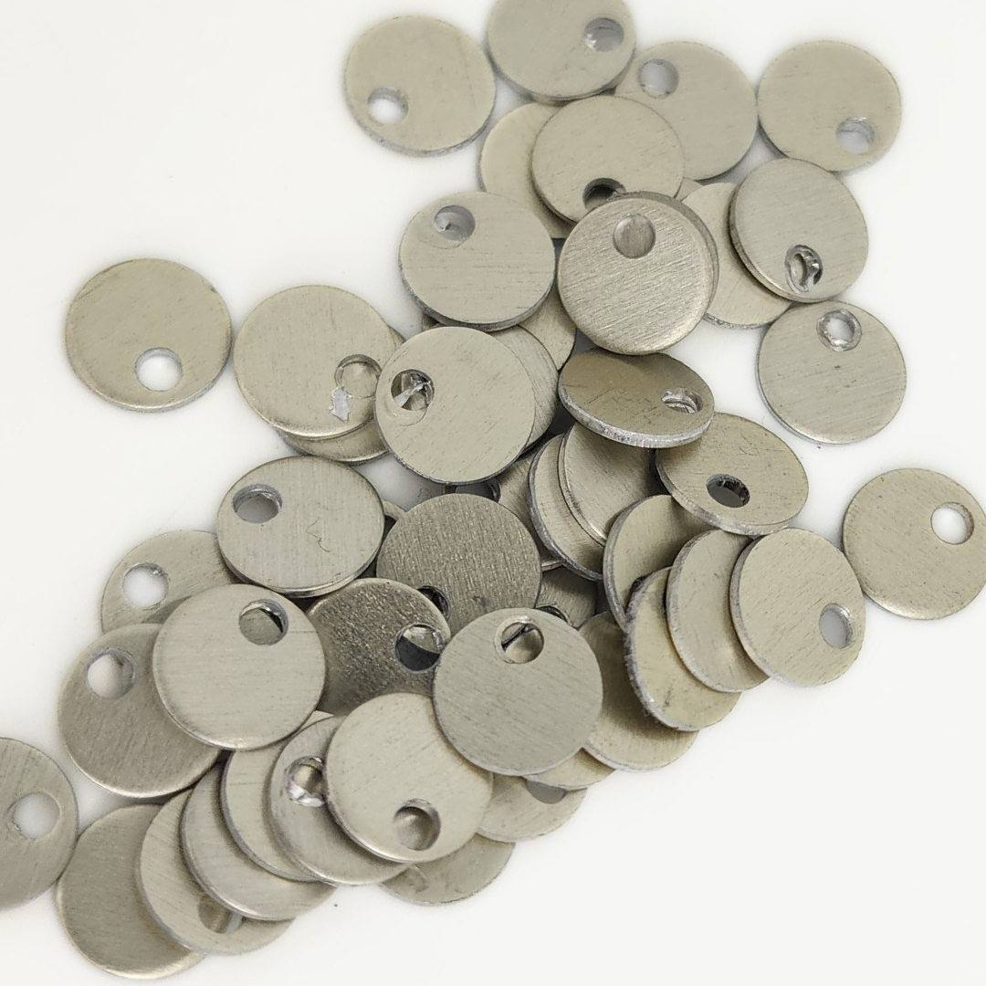 Small Tag 0.35”