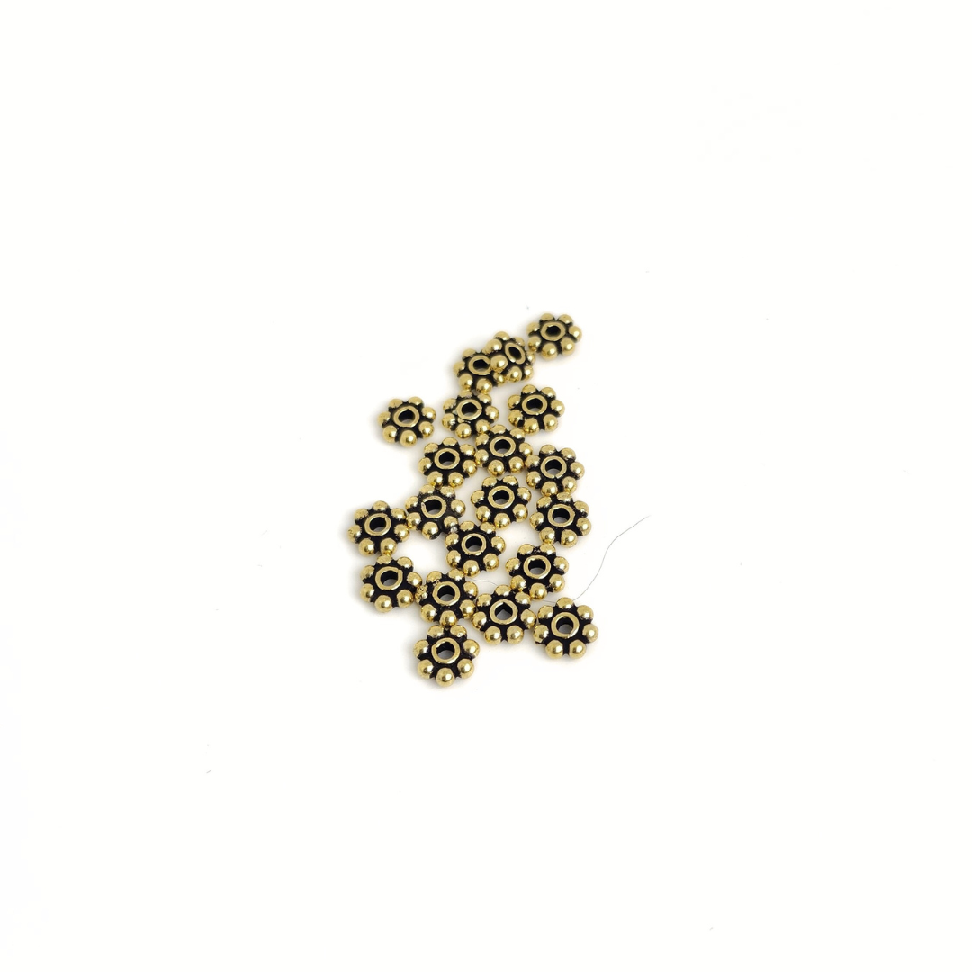 Gold Daisy