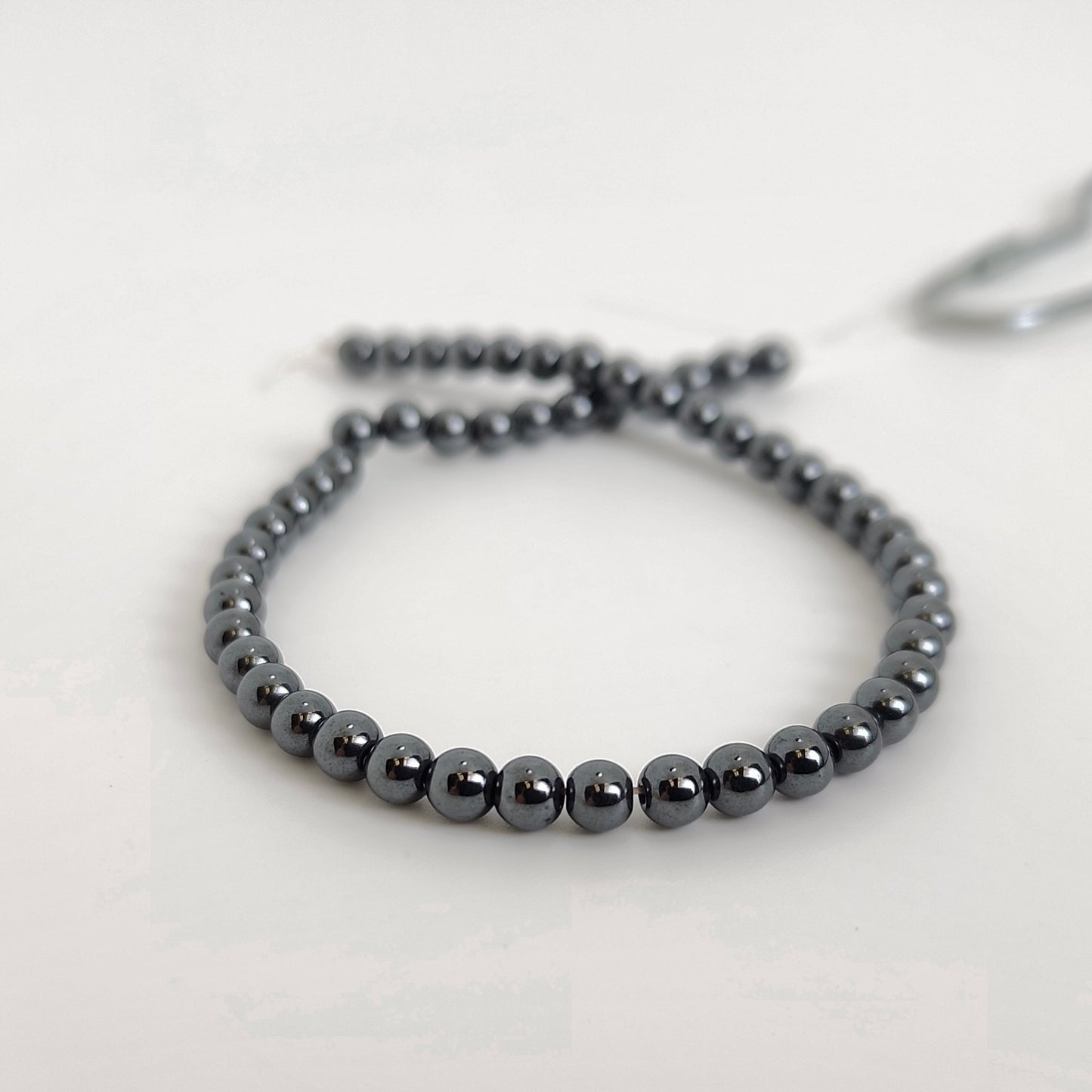 Hematite 4mm