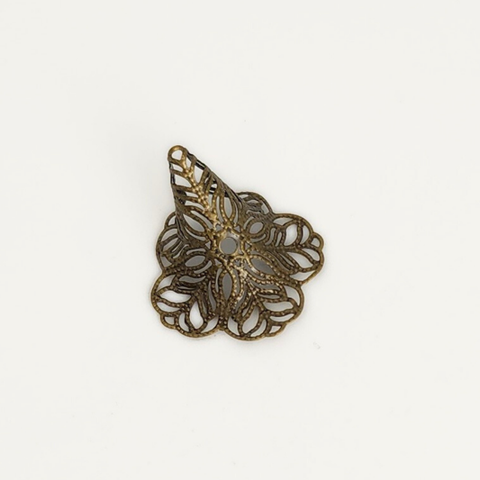 Filigree Cornucopia 27x24mm