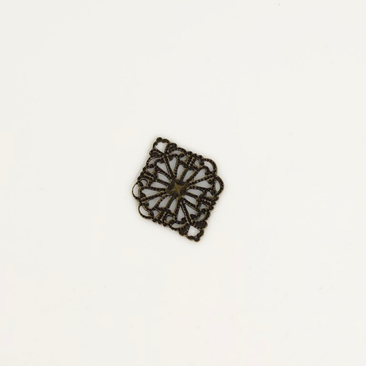 Filigree Diamond 21x15mm
