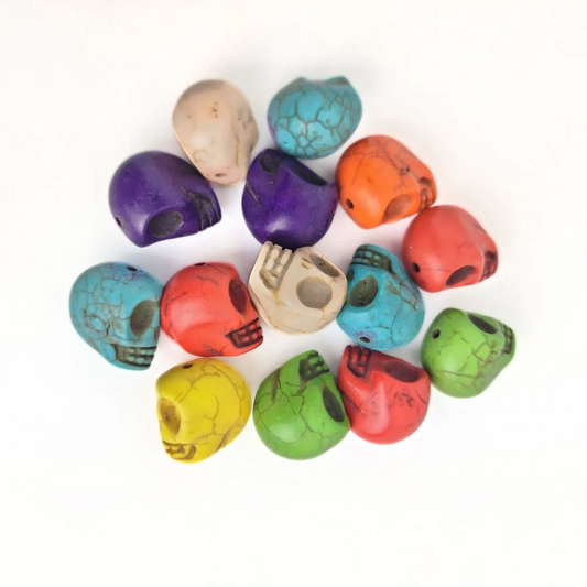 Howlite Skull 18mm