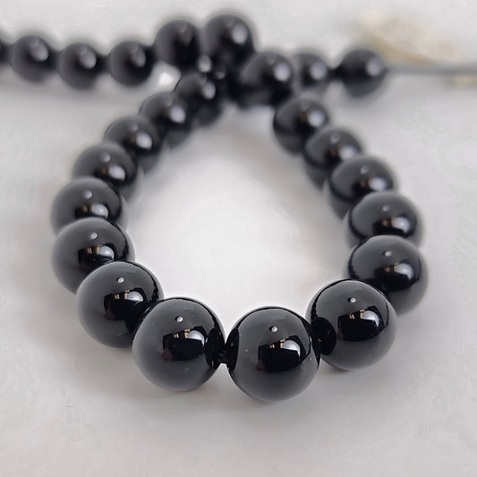 Onyx Round 8" Strand 8mm