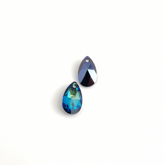 Pear Pendant 16mm