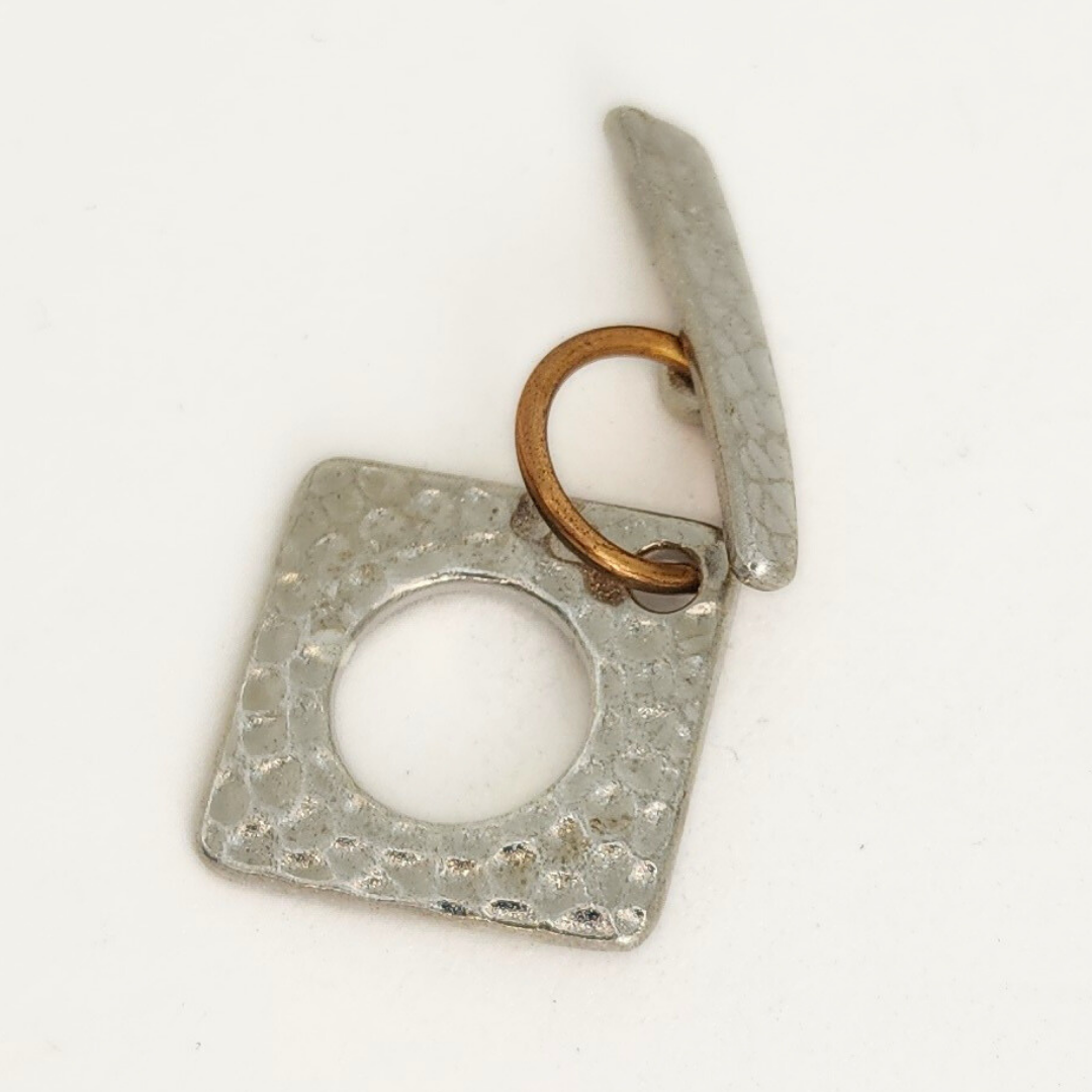 Hammered Square Toggle