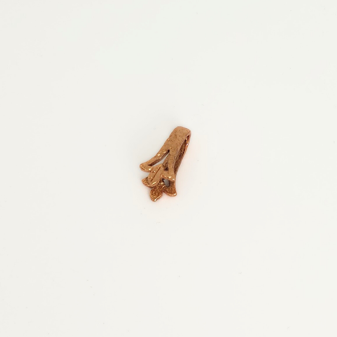 Fleur Pinch Bail 15x7mm