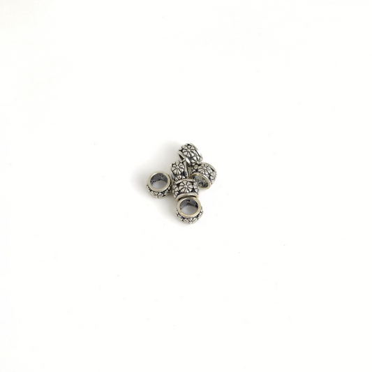 Large Hole Daisy Flower 8x5mm