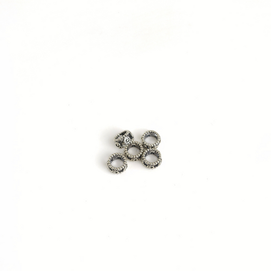 Large Hole Swirls w/Dots 9x5mm