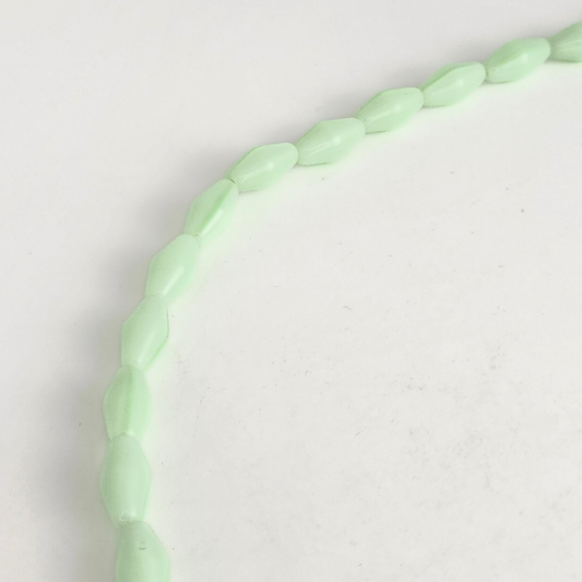 Opaque Milky Green Diamond 12x6mm