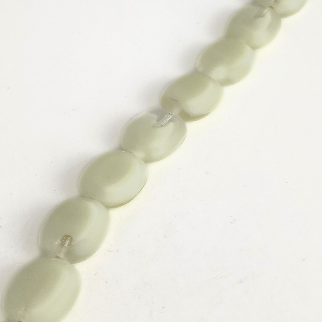 Custard Flat Oval 14x12mm