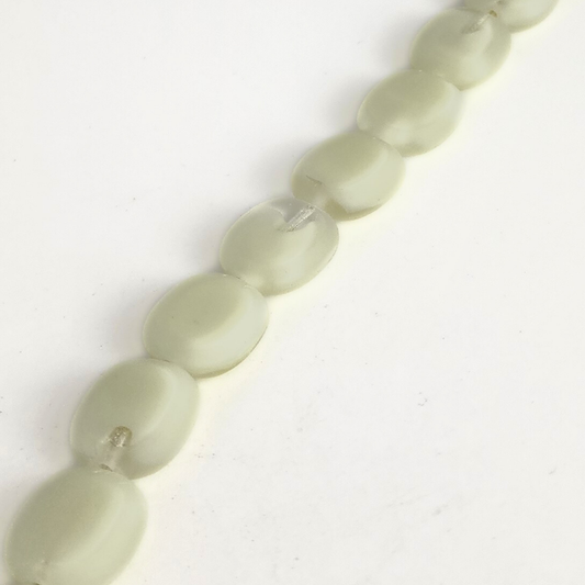 Custard Flat Oval 14x12mm