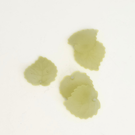 Aspen Leaf 15x15mm