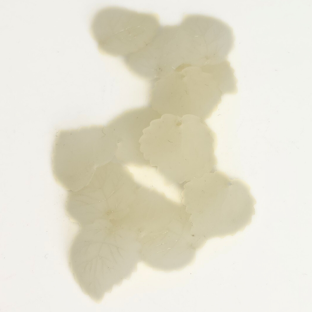 Aspen Leaf 15x15mm