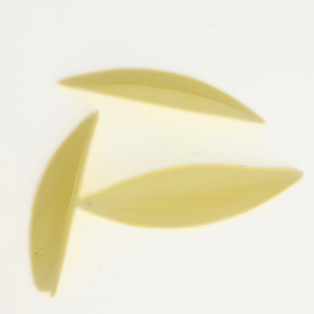 Lily Leaf 47x14x6mm