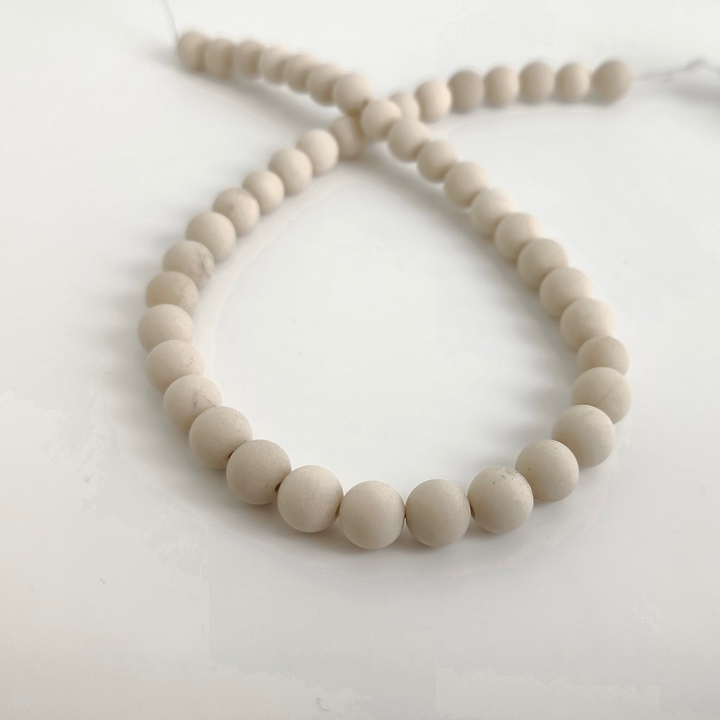 River Stone Round 8mm
