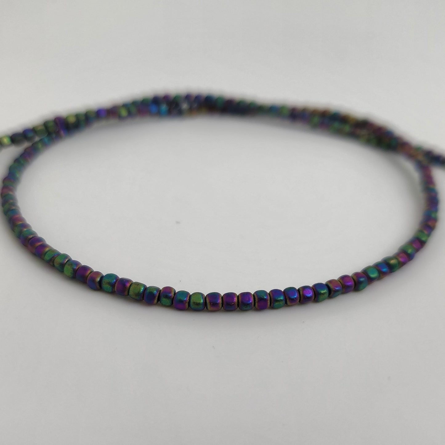 Matte Green Iris Hematite Round Cube 2mm