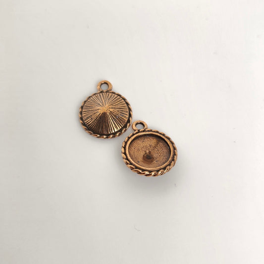 Twisted Round Charm 12mm