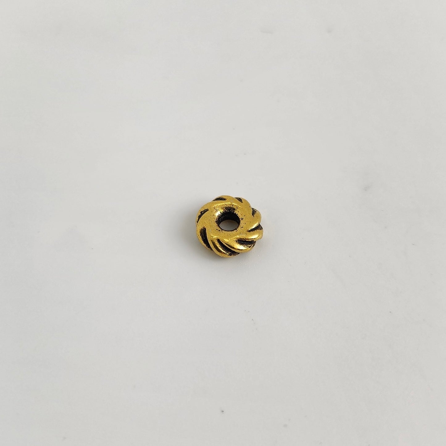 Wide Twist Large Hole 10mm